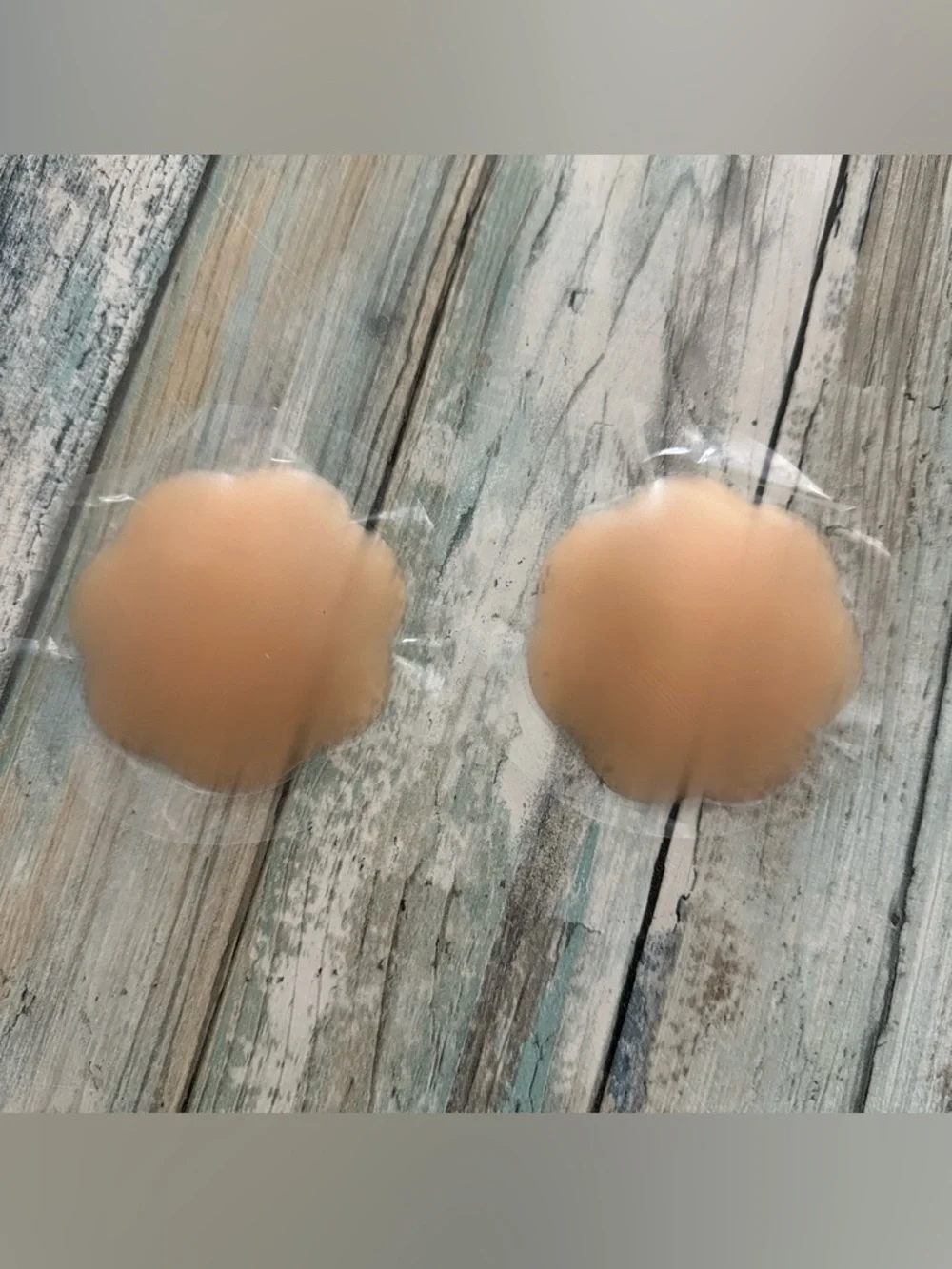 Niidor adhesive bra